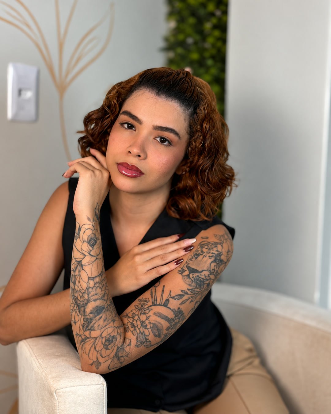 Kauany Rocha, dona do studio e lash designer dos efeitos artísticos